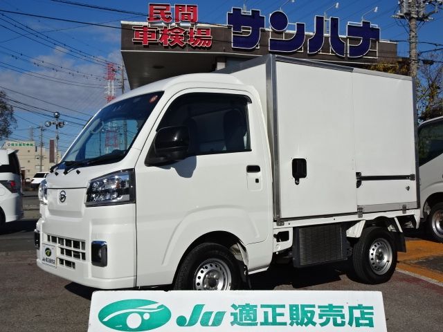 DAIHATSU HIJET truck 2023