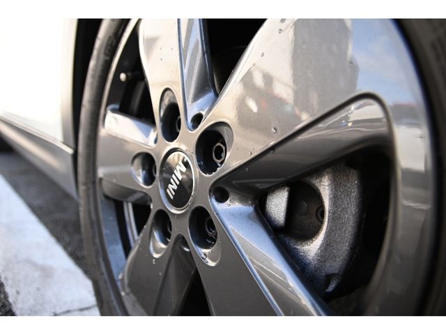 BMW MINI COOPER D 2021