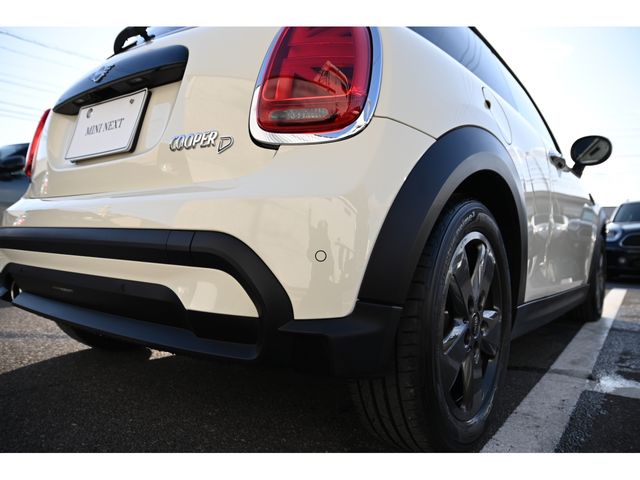 BMW MINI COOPER D 2021