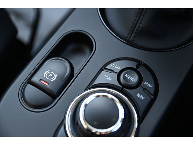 BMW MINI COOPER D 2021