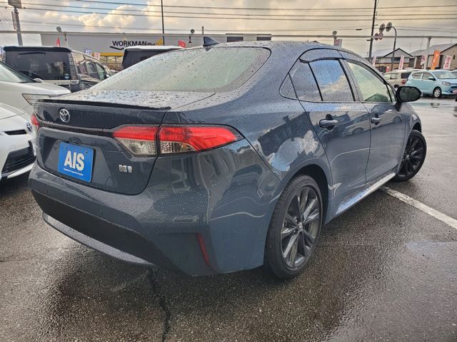 TOYOTA COROLLA sedan HYBRID 4WD 2023