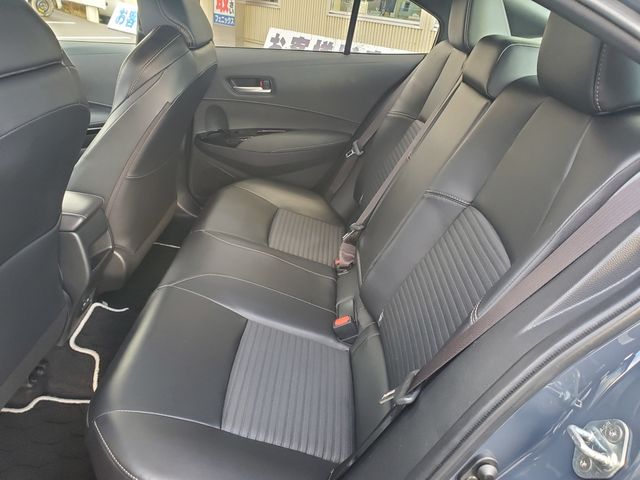 TOYOTA COROLLA sedan HYBRID 4WD 2023