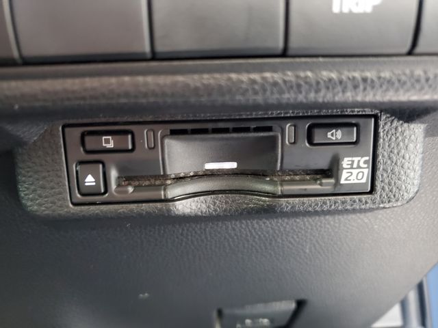 TOYOTA COROLLA sedan HYBRID 4WD 2023