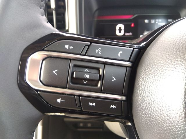 SUZUKI Spacia custom 4WD 2025