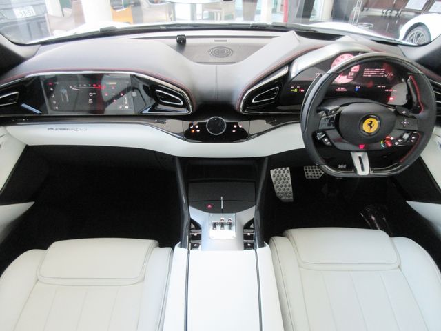 FERRARI FERRARI Purosangue 2025