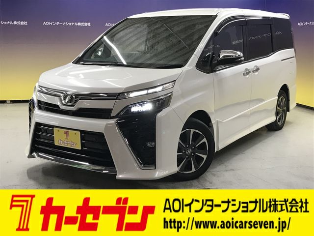 TOYOTA VOXY 2020