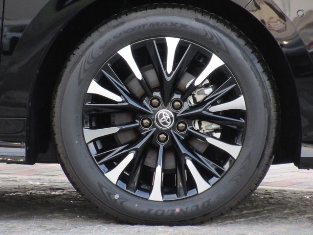 TOYOTA VELLFIRE  HYBRID 2025