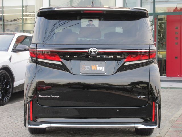 TOYOTA VELLFIRE  HYBRID 2025