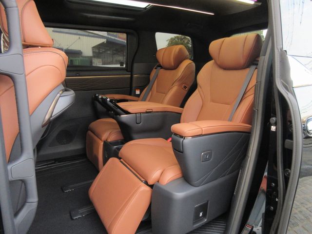 TOYOTA VELLFIRE  HYBRID 2025