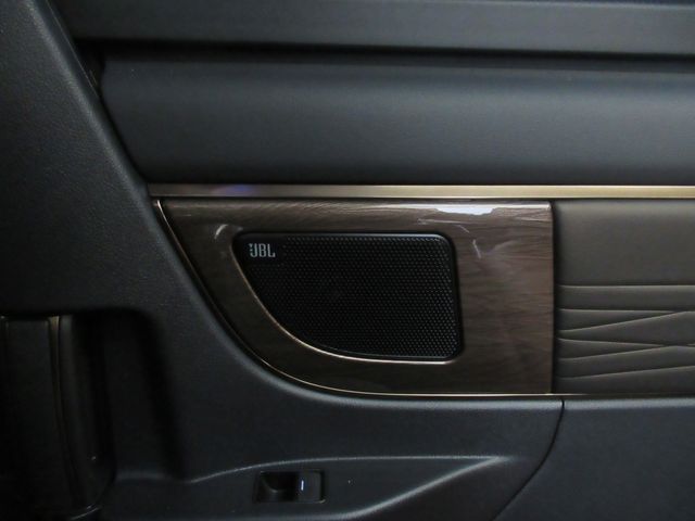 TOYOTA VELLFIRE  HYBRID 2025