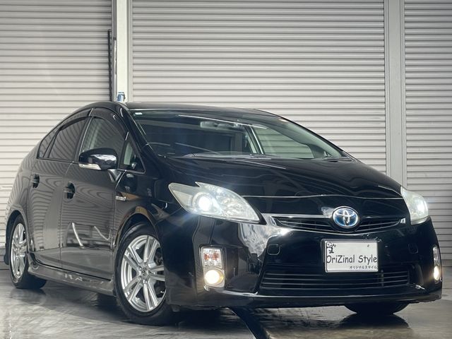 TOYOTA PRIUS 2010