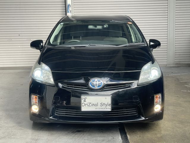 TOYOTA PRIUS 2010