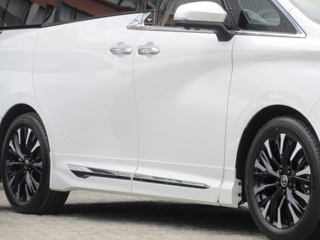 TOYOTA VELLFIRE  HYBRID 2025