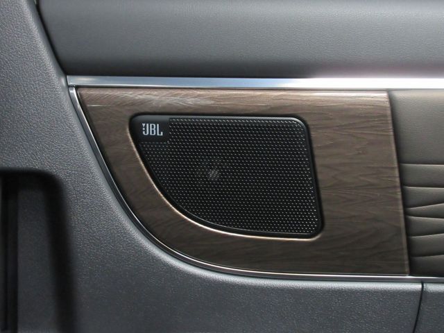 TOYOTA VELLFIRE  HYBRID 2025