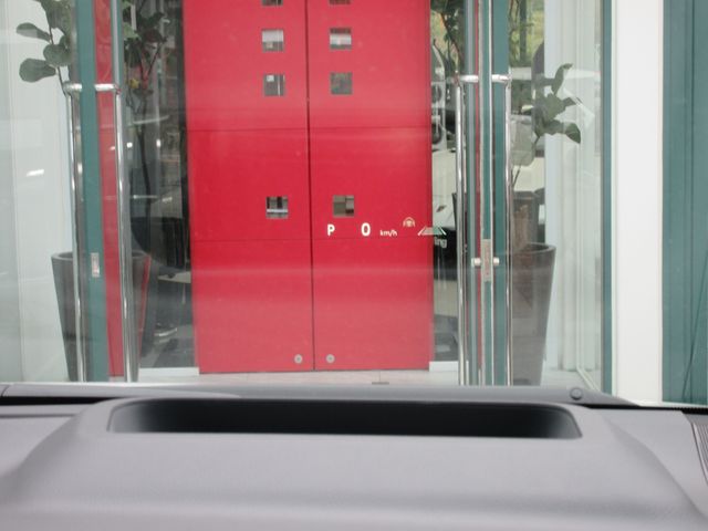 TOYOTA VELLFIRE  HYBRID 2025