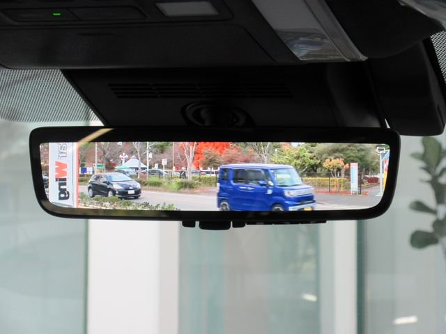 TOYOTA VELLFIRE  HYBRID 2025