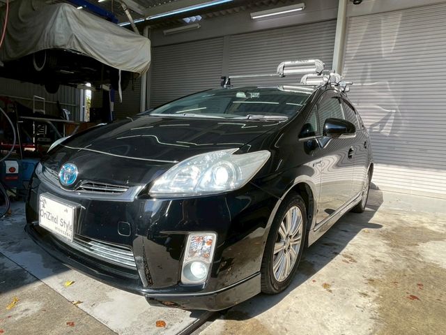 TOYOTA PRIUS 2010