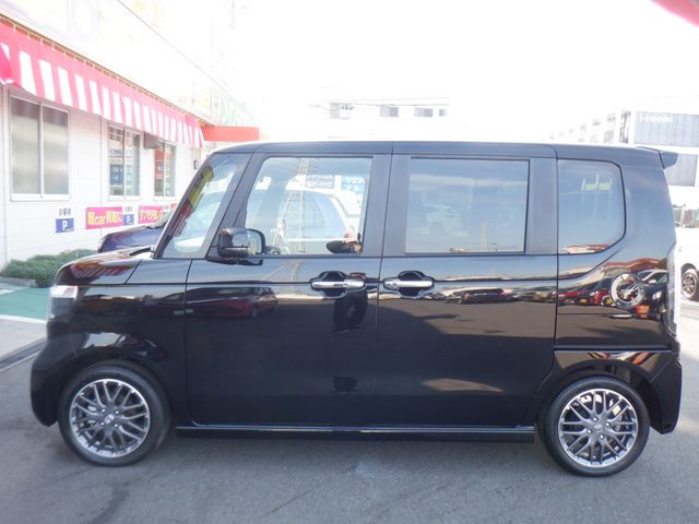 HONDA N BOX CUSTOM 2025