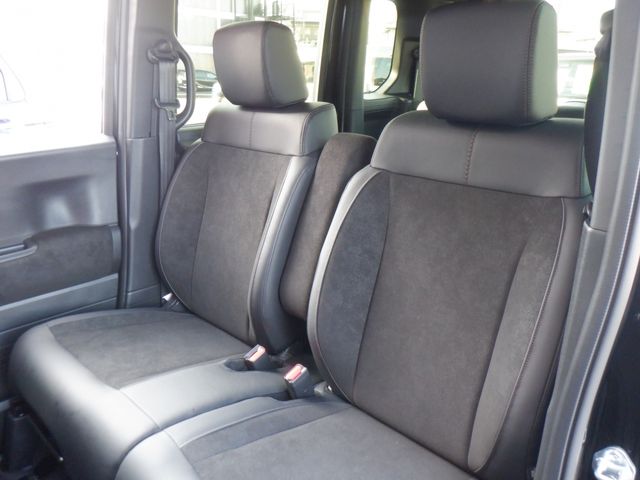 HONDA N BOX CUSTOM 2025