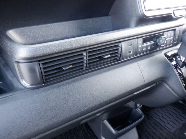 HONDA N BOX CUSTOM 2025