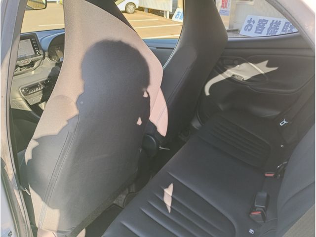 TOYOTA YARIS HYBRID 2020