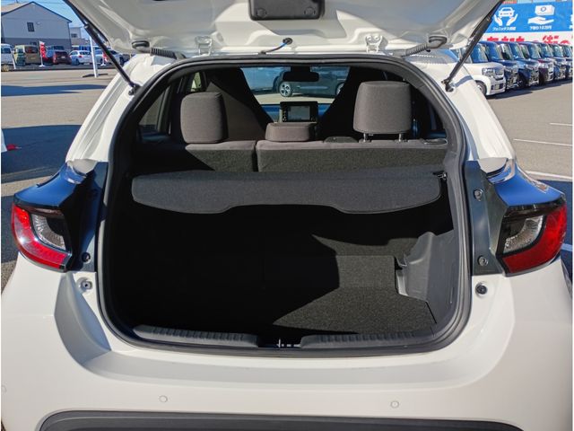 TOYOTA YARIS HYBRID 2020