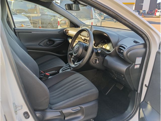 TOYOTA YARIS HYBRID 2020