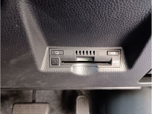 TOYOTA YARIS HYBRID 2020