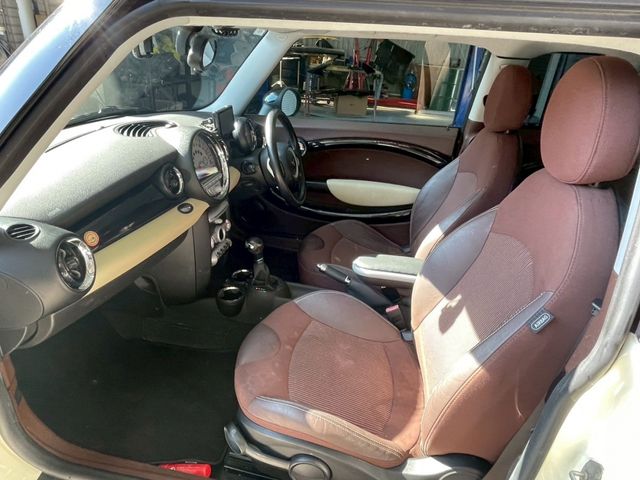 BMW BMW MINI COOPER CLUBMAN 2009