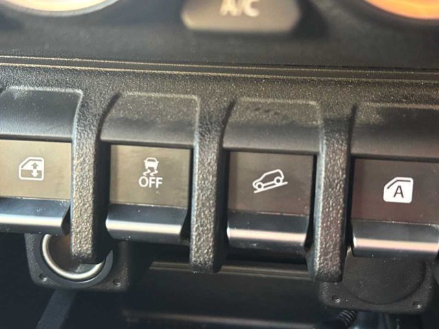 SUZUKI JIMNY SIERRA 2023