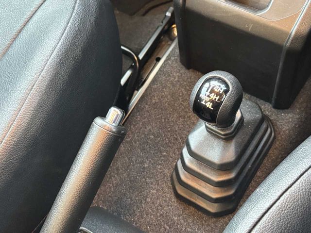 SUZUKI JIMNY SIERRA 2023