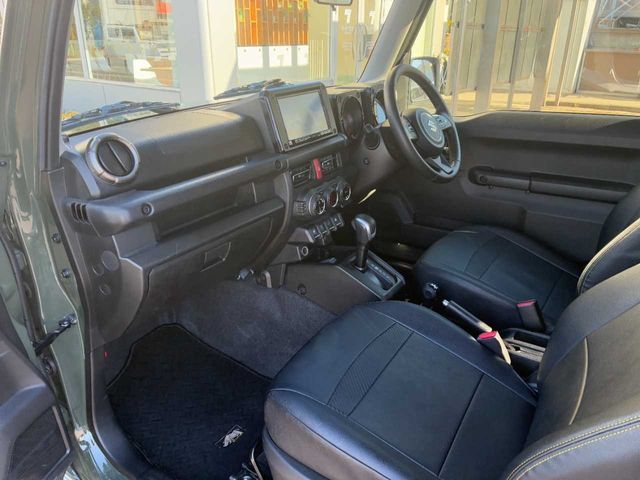 SUZUKI JIMNY SIERRA 2023