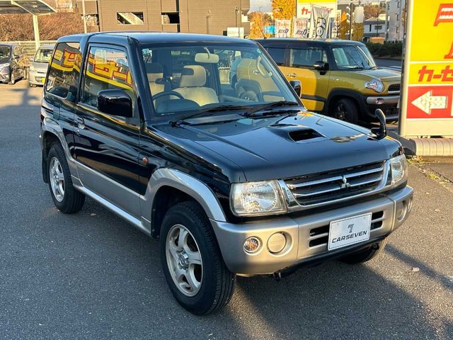 MITSUBISHI PAJERO MINI 2005