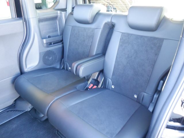 HONDA N BOX CUSTOM 2024