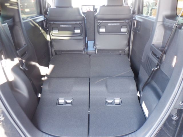 HONDA N BOX CUSTOM 2024