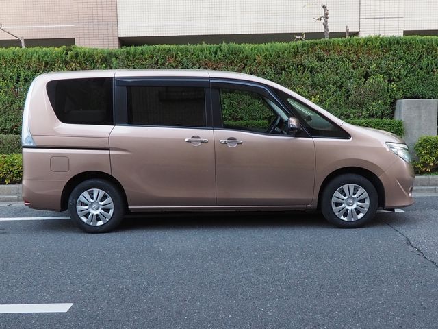 NISSAN SERENA  WG 2016