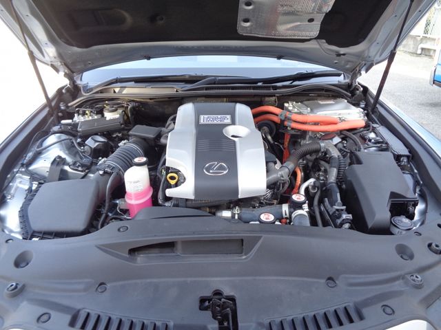 TOYOTA LEXUS IS300h 2020