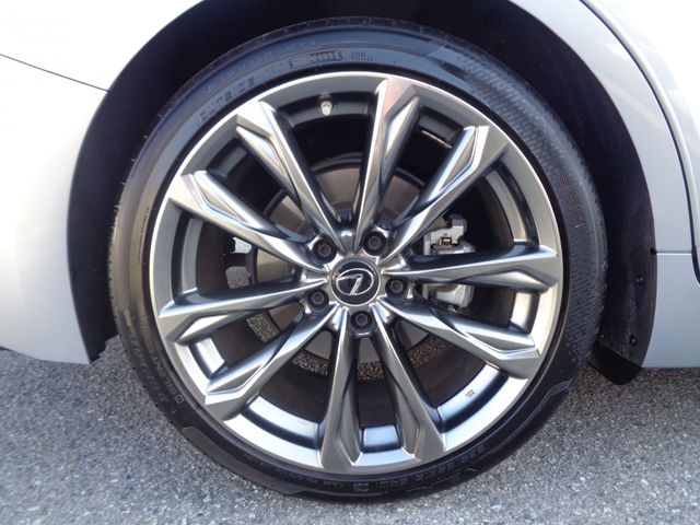 TOYOTA LEXUS IS300h 2020