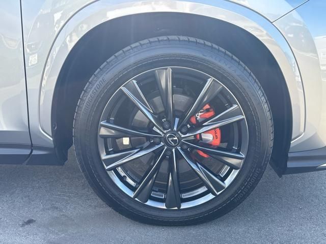 TOYOTA LEXUS NX450h+ AWD 2023