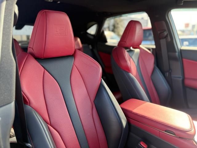 TOYOTA LEXUS NX450h+ AWD 2023