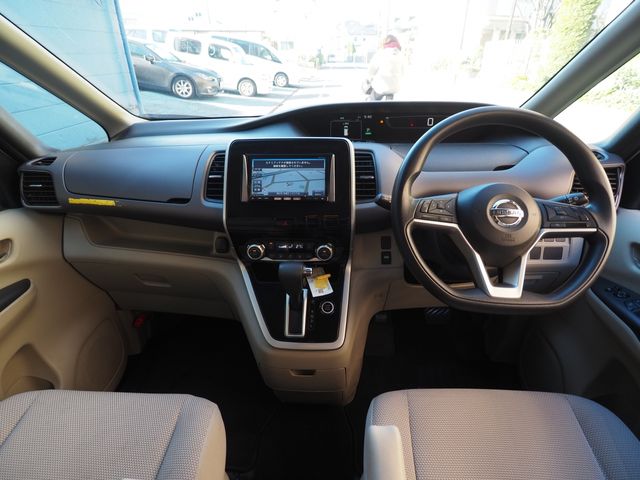 NISSAN SERENA  WG 2018