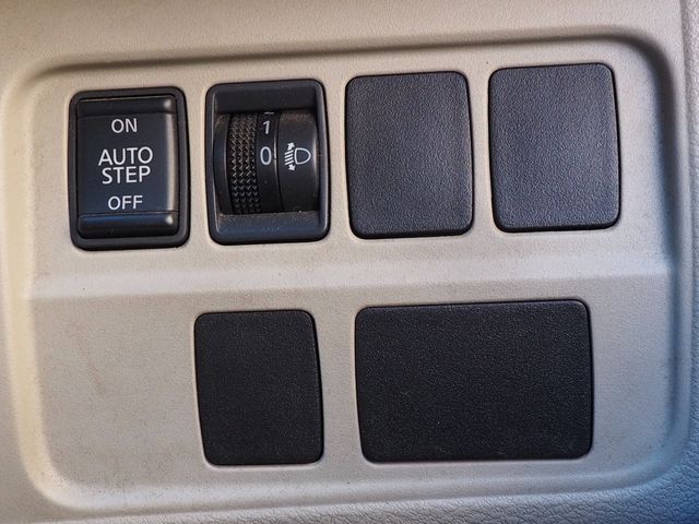 NISSAN SERENA  WG 2018