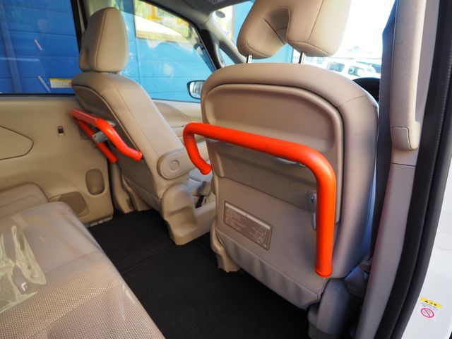 NISSAN SERENA  WG 2018