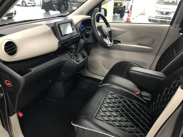 MITSUBISHI eK WAGON 4WD 2022