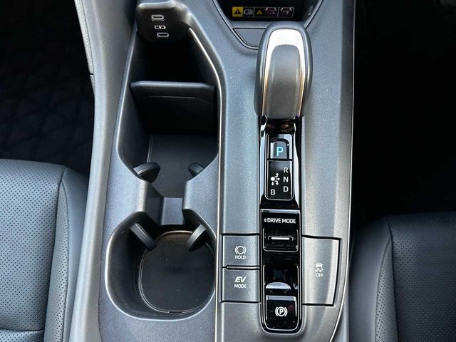 TOYOTA CROWN CROSSOVER 2022