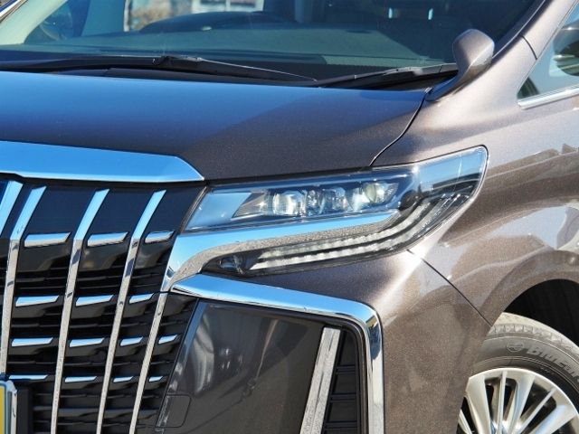 TOYOTA ALPHARD hybrid 4WD 2020