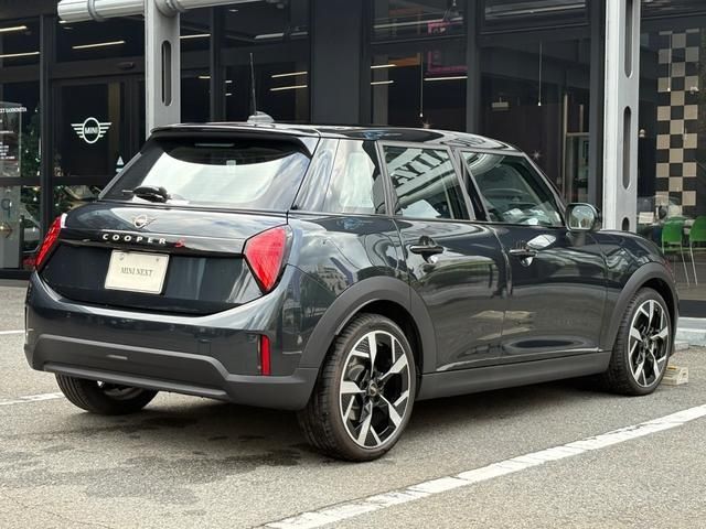 BMW MINI COOPER 5DOOR 2025