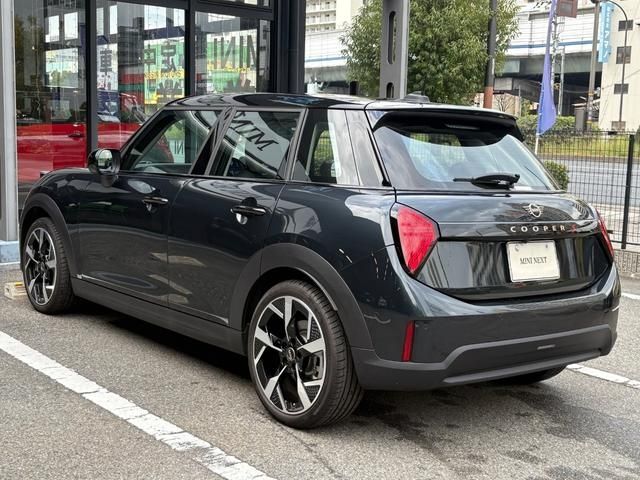 BMW MINI COOPER 5DOOR 2025