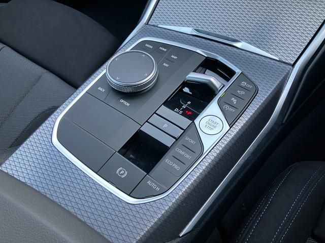 BMW BMW 3series sedan 2025