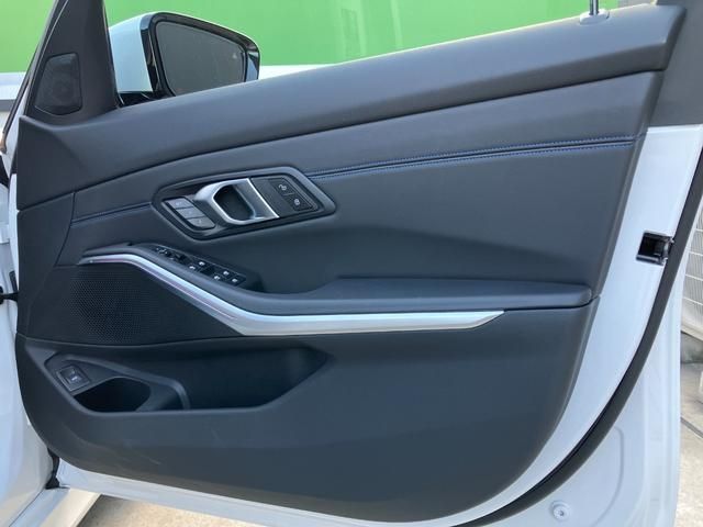 BMW BMW 3series sedan 2025